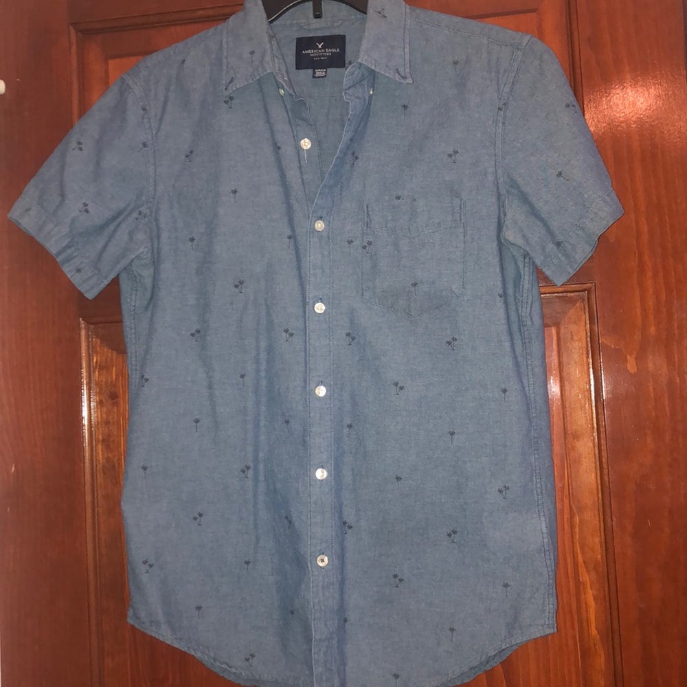 American Eagle Button Up.
